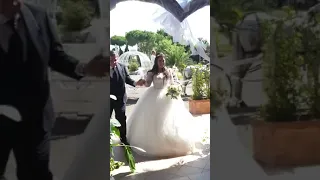 L' arrivo in chiesa in carrozza della nostra sposa " cenerentola " Cristina ❤