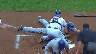 LAD@NYM: Lo Duca tags out two runners at the plate