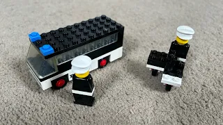 Building LEGO 659-1 Police Patrol with Policemen (1975)