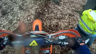 KTM EXC 525 hill climb