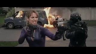 Tributó a Jill Valentine (Sienna Guillory)