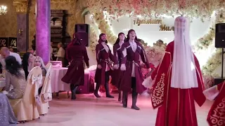 Лъапэрисэ Абреки зажигают на свадьбе