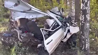 26.05.2024г - «"Пятнашку" разорвало напополам». Двое молодых мужчин погибли в жутком ДТП в Перми.