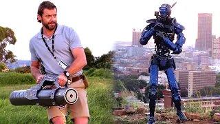 Hugh Jackman steals Chappie's arm