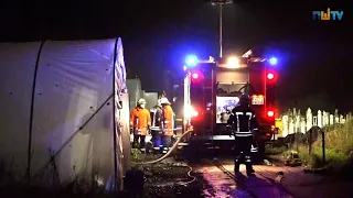 Wiefelstede-Neuenkruge: Größere Unterstand-Remise ausgebrannt