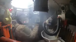 Ukrainian BMP-1 gunner firing 6 shells in under 20 seconds
