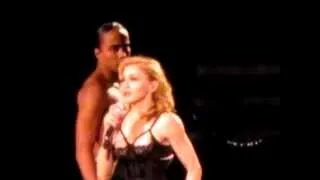 Madonna - Like a Virgin live MDNA world tour ITALY