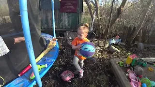 Жизнь в деревне. Можно и дворец построить, были бы тити мити. Наводим порядок во дворе. Готовлю ужин