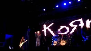 Another brick in the wall - KoRn live (New Delhi, India)