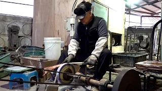 Skillful Sashimi Knife Making Process by 100 Year Old Korean Blacksmith