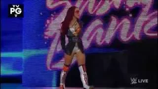 Sasha Banks entrance in Raw 2015