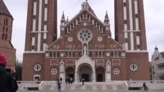 Szeged (H), Fogadalmi templom (Dóm), déli harangszó