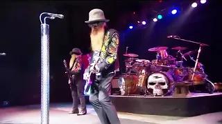 ZZ Top - Got Me Under Pressure (Live at Bonnaroo 2013)