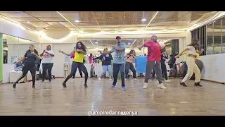 Khaligraph Johns vs Tanzanian rappers - Dancing to Minimal Pressure - Khaligraph Johns