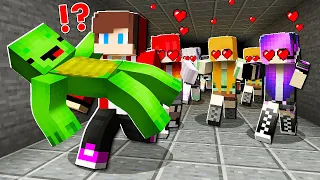 How Mikey and JJ Escape From Lovers GIRLS in Minecraft ? - (Maizen)