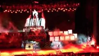 KISS - Intro into Modern Day Delilah - Minnesota State Fair 2010