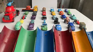 Fantastic minicar falling into the water & a convoys disney cars! Play on the terrace