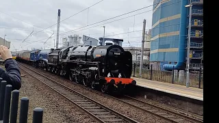 Sir, nigel gresley 60007 ,Britannia 70000, and class 37667 passing through warrington bank Quay