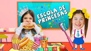 MILENINHA TEACHES THE RULES OF CONDUCT AT THE SCHOOL OF PRINCESSES