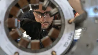 Video industriale Saes Rial Vacuum  magneti superconduttori acceleratore particelle Cern Ginevra