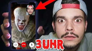 RUFE niemals PENNYWIESE HORROR CLOWN um 3 UHR NACHTS auf FACETIME an !! (Es kommt)