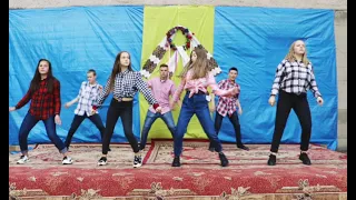 танець під пісню "Дежавю "Артем Пивоваров