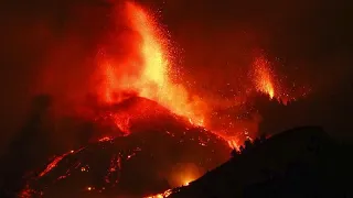 La Palma volcano: Lava destroys 100 homes after eruption in Canary Islands