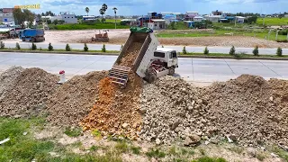 Video full project operator KOMATS'U D31P Dozer Pushing Stone & Soil with Dump Trucks Nissan 5tons