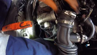How to pull out the DPF Ford Focus 1 6 / Как вытянуть DPF   Ford Focus 1 6