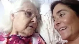 Mother with Alzheimer's recognizes her daughter