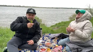 Завтрак 🍳 ужин на траве 🌳🌱☘️