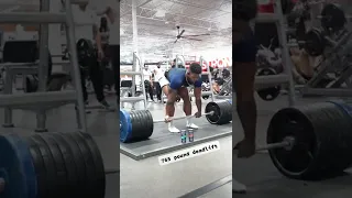 Easy 765 lb deadlift at commercial gym