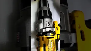 Шуруповерт DeWALT DCD996 сравнение USA сборки и China!