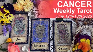 CANCER WEEKLY TAROT READING "HERE COMES THE SUN! A NEW OPPORTUNITY IS PRESENTED" June 12th-18th 2023