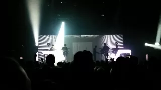 Stromae Ta fête intro Fox Theater Oakland