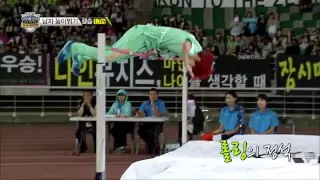 [HOT] 아이돌 스타 육상풋살양궁 선수권대회 2부 K-Pop Star Championships -  BTOB 이민혁, 롤링의 정석 보여주며 1.7m 높이뛰기 성공 20130920