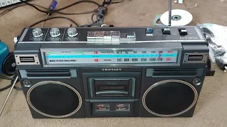 Crosley CT201 boombox with BT/AUX/USB-SD