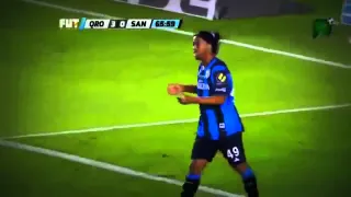 Ronaldinho takes the ball from the Goalkeeper   Queretaro vs Santos 3 0 Liga MX Final Vuelta