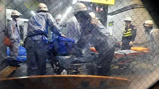 Messerattacke in Pendlerzug in Tokio: Mindestens 10 Fahrgäste verletzt