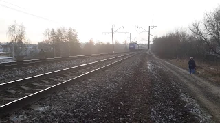 Голубой ЧС7-026 с пассажирским поездом 376Я "Москва-Воркута"