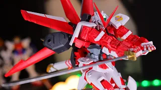 AWESOME KIT, BAD SWORD! - HG 1/144 Gundam Astray Red Frame Review