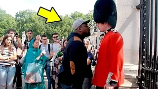 Nunca MOLESTES a un Guardia Real // Never ANNOY a Royal Guard