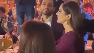 Maya Ali at her Brother's Qawali Night||Maya Ali dancing at her Brother's Qawali Night