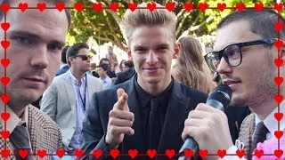 Valentine's Day Tips with Cody Simpson