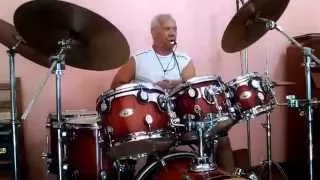 Mestre Nino de Jaú, maior baterista de samba do mundo!!!