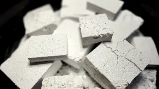 Fresh & Reformed Gym Chalk | Oddly Satisfying