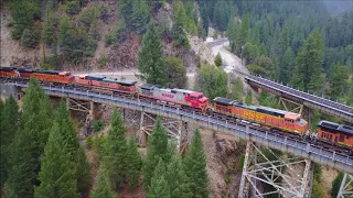 BNSF manifest in the Feather River Canyon and Keddie Wye : Aerial view (9/3/2017)