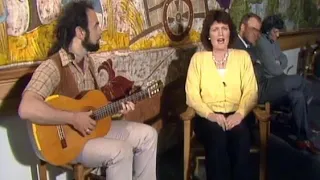 Mná na hÉireann - Seosaimhín Ní Bheaglaoich & Steve Cooney, 1986