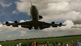 RAF Waddington airshow 2014 landings, some quite low