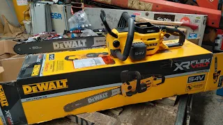 DeWalt Chainsaw DCMCS575N Unboxing